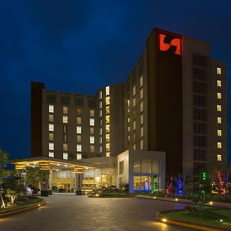 Swiss-Belhotel Lampung Bandar Lampung Esterno foto