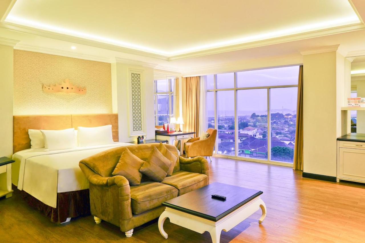 Swiss-Belhotel Lampung Bandar Lampung Esterno foto