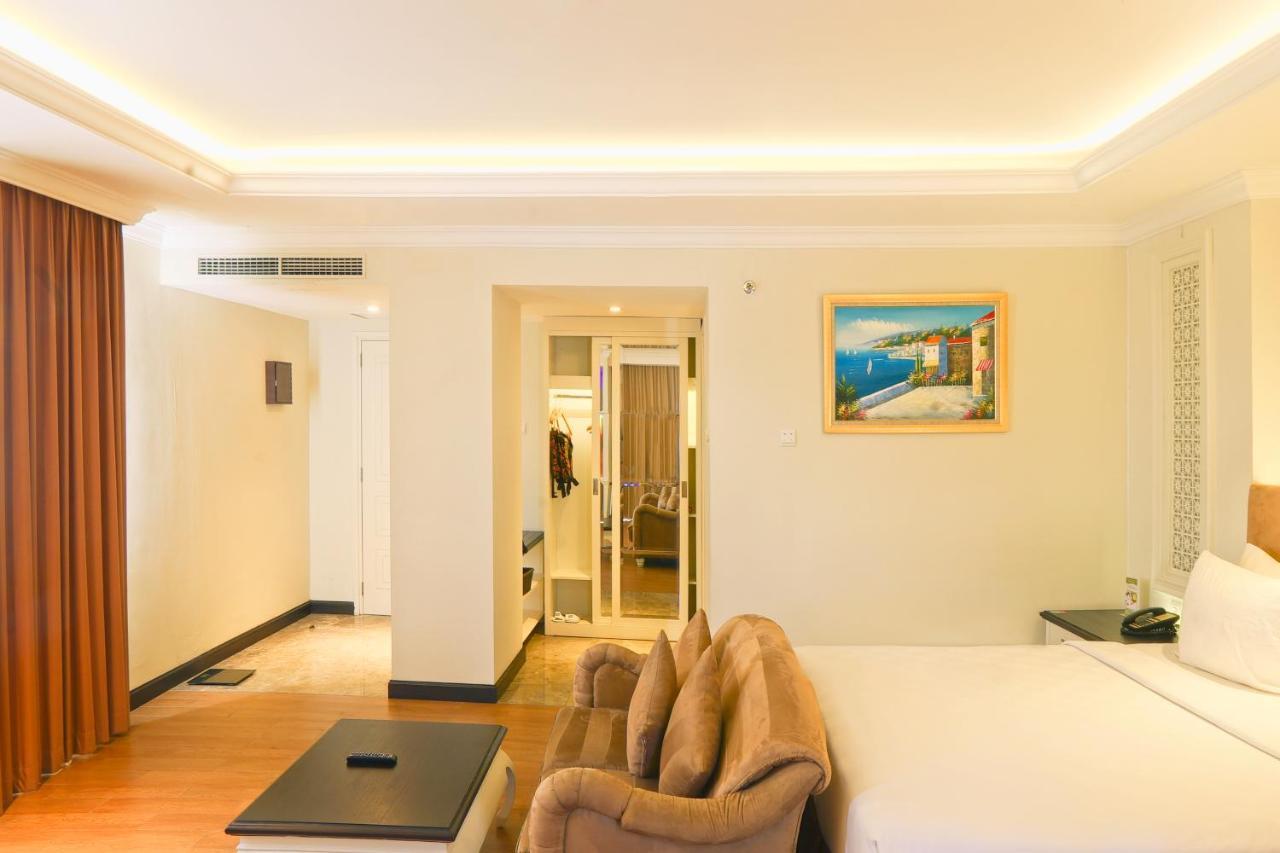 Swiss-Belhotel Lampung Bandar Lampung Esterno foto