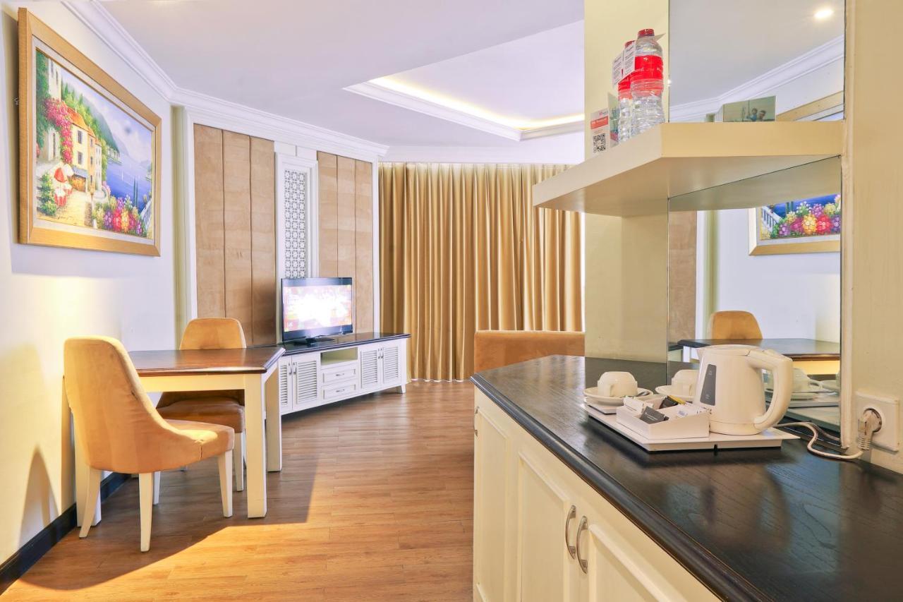 Swiss-Belhotel Lampung Bandar Lampung Esterno foto