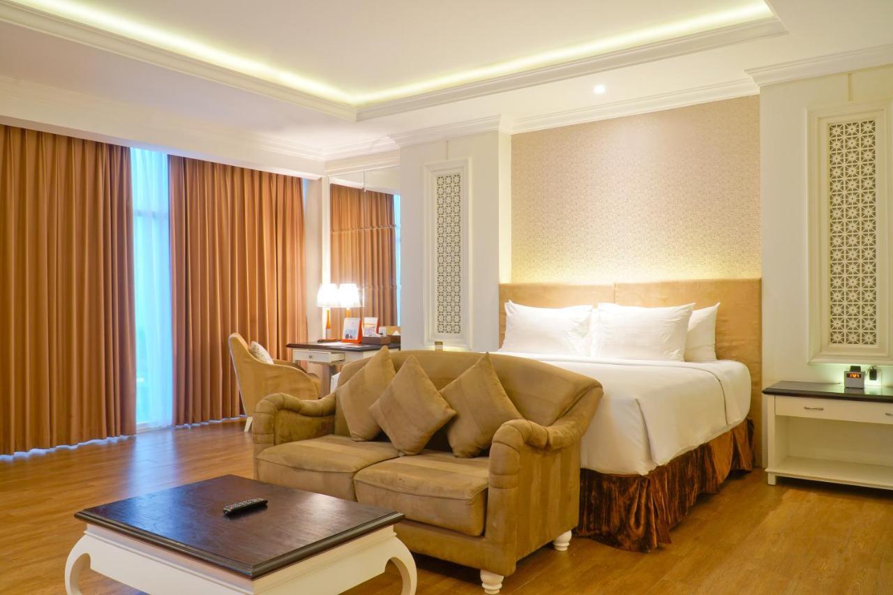 Swiss-Belhotel Lampung Bandar Lampung Esterno foto